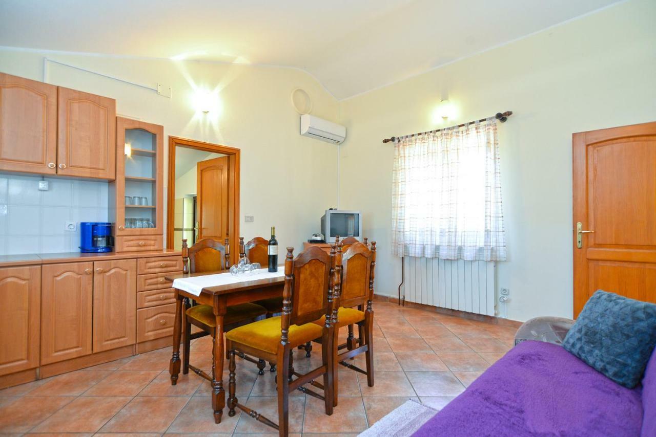 Apartment Mario 1679 Rovinj Eksteriør bilde